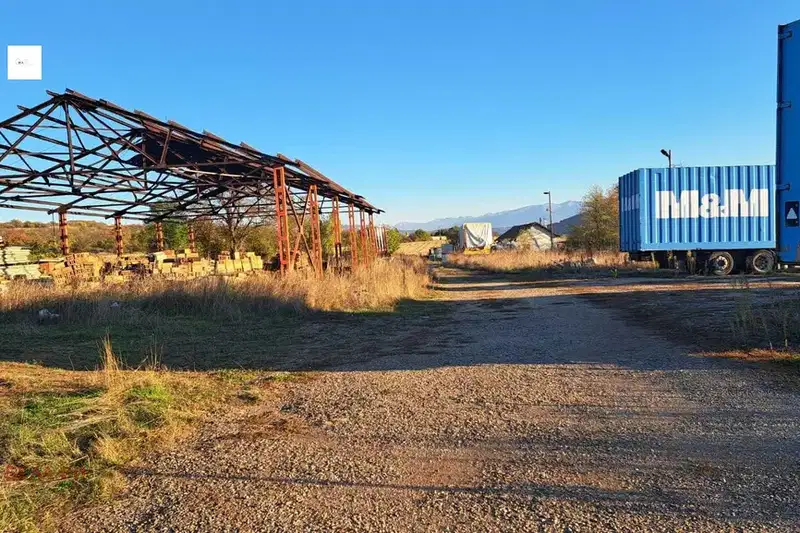Industrial Building in Oblast Pernik, Drugan