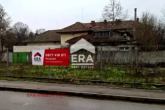 Промишлена сграда в Плевен, Долна Митрополия