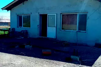 Промишлена сграда в Плевен, с. Крушовица