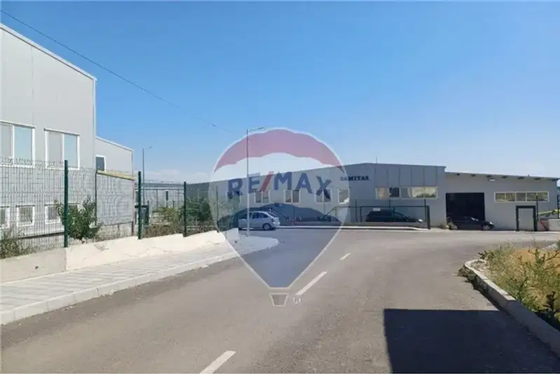 Industrial Building in Oblast Plovdiv, Kuklen