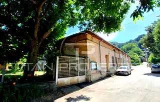 Промишлена сграда в Пловдив, с. Цар Калоян
