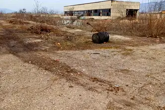 Промишлена сграда в Пловдив, с. Горни Домлян