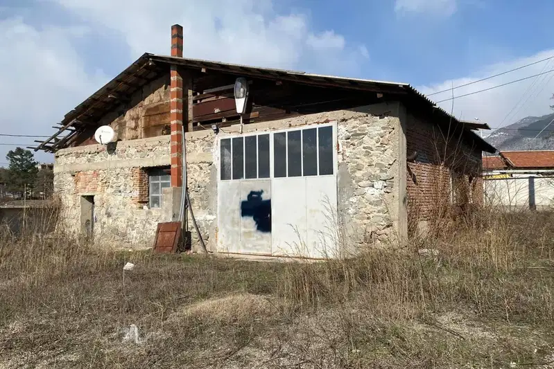 Industrial Building in Oblast Plovdiv, Kyrnare