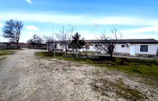 Промишлена сграда в Пловдив, с. Маноле