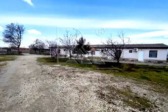 Промишлена сграда в Пловдив, с. Маноле