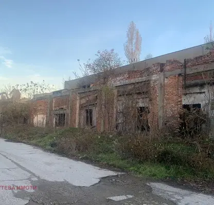 Снимка 3 — Промишлена сграда в Пловдив, с. Ведраре