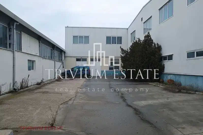 Industrial Building in Oblast Plovdiv, Voivodinovo