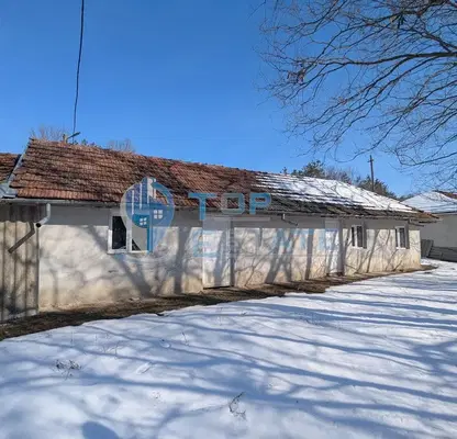 Снимка 2 — Промишлена сграда в Русе, Борово