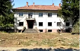 Промишлена сграда в Русе, Бяла