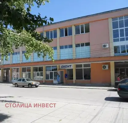Снимка 4 — Промишлена сграда в Русе, Две могили