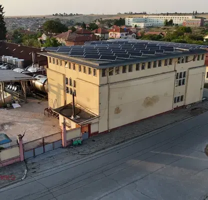Снимка 2 — Промишлена сграда в Русе, Две могили