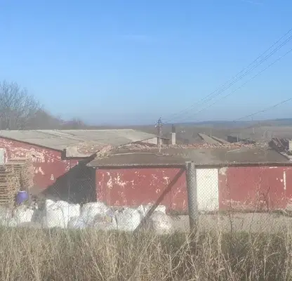 Снимка 3 — Промишлена сграда в Русе, с. Червена вода