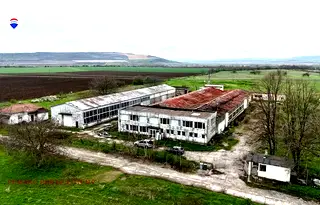Промишлена сграда в Русе, с. Нов