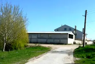 Промишлена сграда в Шумен, с. Златна нива