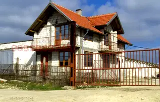 Промишлена сграда в Силистра, Алфатар