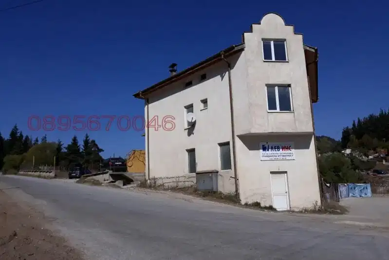 Industrial Building in Oblast Smolyan, Dospat