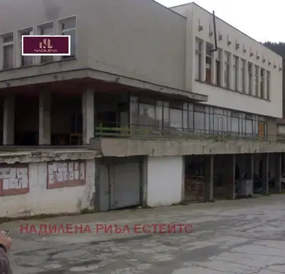 Снимка 3 — Промишлена сграда в Смолян, с. Славейно