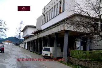 Промишлена сграда в Смолян, с. Славейно
