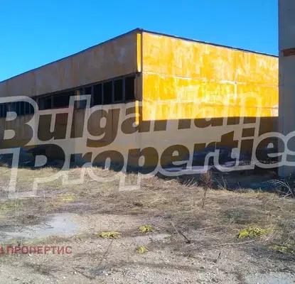 Photo 4 — Industrial Building in област София, Kostenec