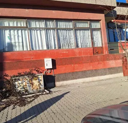 Снимка 2 — Промишлена сграда в София, Костенец