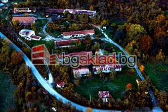 Промишлена сграда в София, с. Искрец