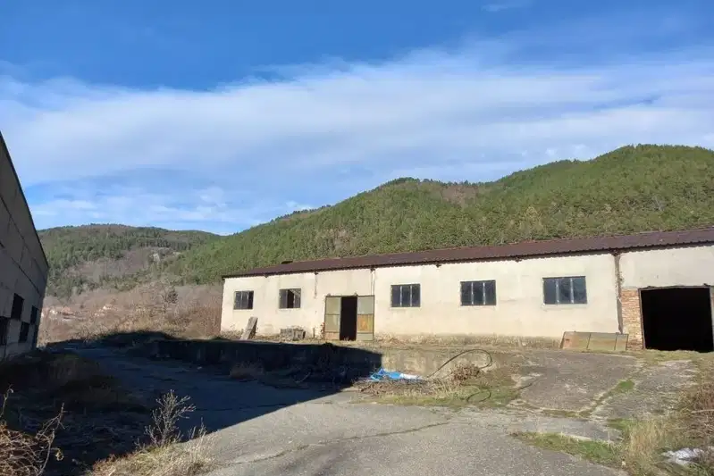 Промишлена сграда в Стара Загора, Казанлък