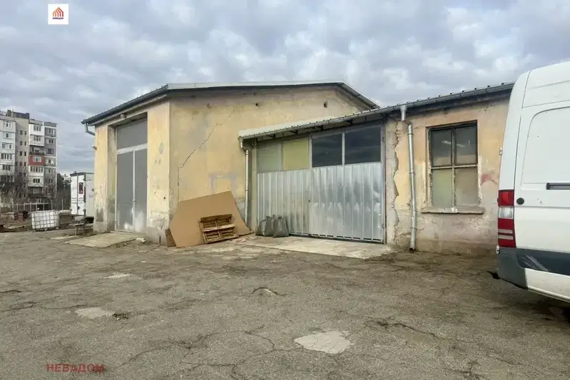 Промишлена сграда в Стара Загора, Казанлък