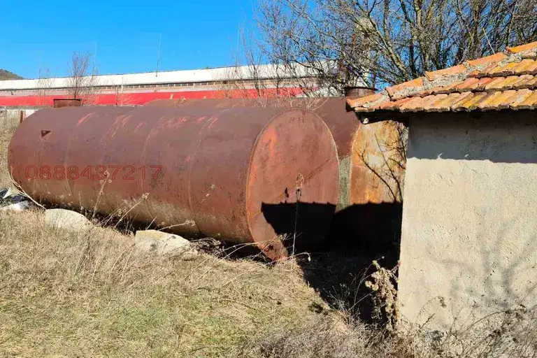 Industrial Building in Oblast Tyrgovishte, Lilyak