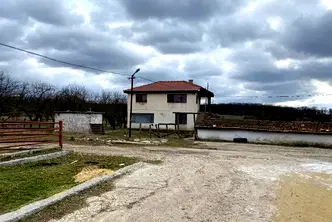 Промишлена сграда във Варна, Аксаково