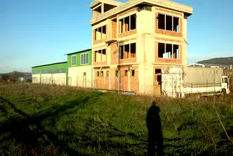Промишлена сграда във Варна, Игнатиево