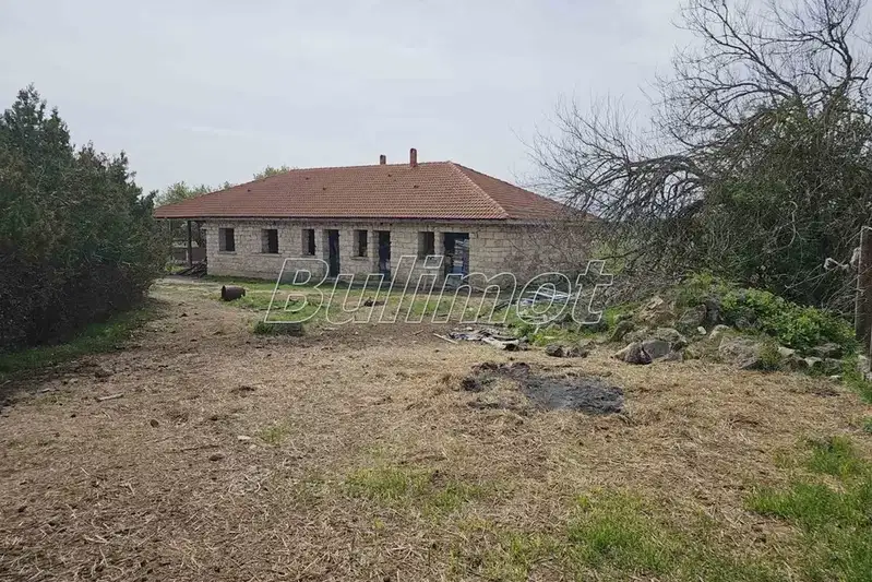Промишлена сграда във Варна, Вълчи дол