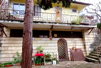 Промишлена сграда във Варна, к.к. Камчия