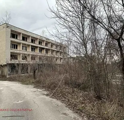 Снимка 3 — Промишлена сграда във Велико Търново, Горна Оряховица