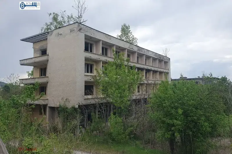Промишлена сграда във Велико Търново, Горна Оряховица