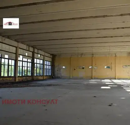 Снимка 4 — Промишлена сграда във Велико Търново, Горна Оряховица