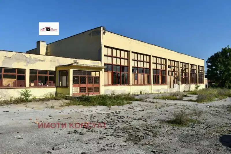 Industrial Building in Oblast Veliko Tyrnovo, Gorna Oryahovica