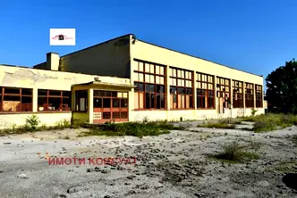 Промишлена сграда във Велико Търново, Горна Оряховица