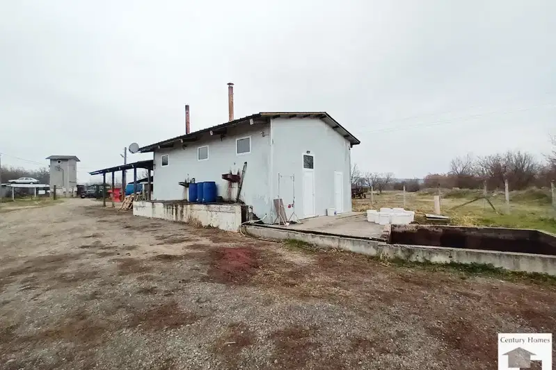 Industrial Building in Oblast Veliko Tyrnovo, Zlatarica