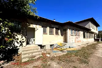 Промишлена сграда във Велико Търново, с. Бутово