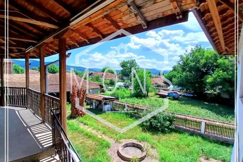 Промишлена сграда във Велико Търново, с. Горско ново село
