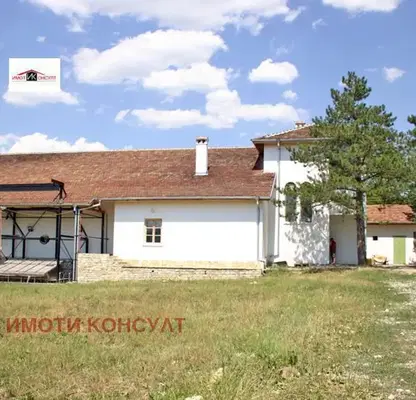 Снимка 4 — Промишлена сграда във Велико Търново, с. Камен