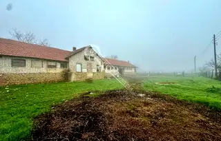 Промишлена сграда във Велико Търново, с. Коевци