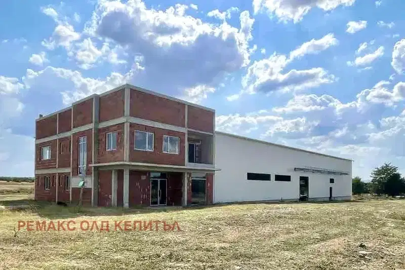 Industrial Building in Oblast Veliko Tyrnovo, Kozarevec