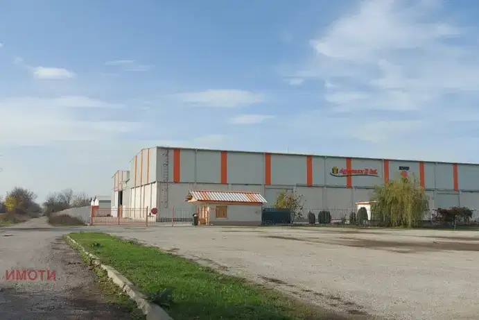 Industrial Building in Oblast Veliko Tyrnovo, Mihalci