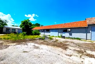 Промишлена сграда във Велико Търново, с. Ново село