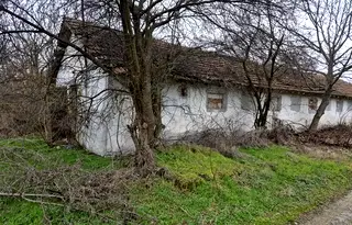 Промишлена сграда във Велико Търново, с. Паскалевец