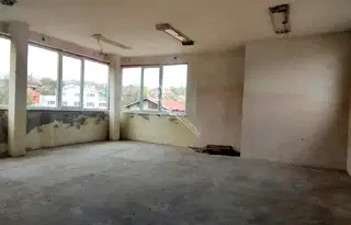 Промишлена сграда във Велико Търново, с. Самоводене
