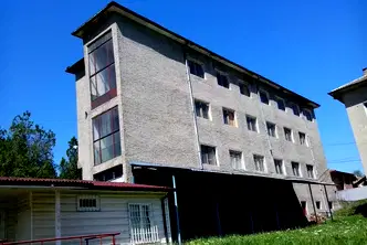 Промишлена сграда във Велико Търново, с. Самоводене