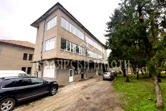 Промишлена сграда във Велико Търново, с. Самоводене