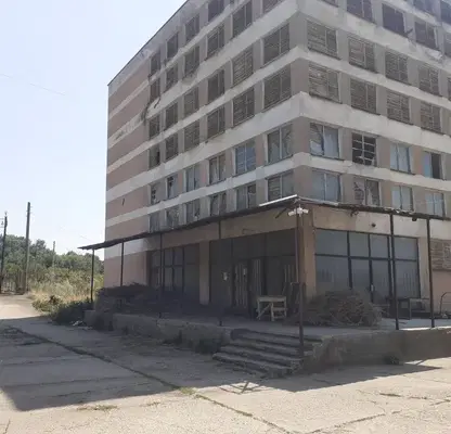 Снимка 4 — Промишлена сграда във Враца, Бяла Слатина